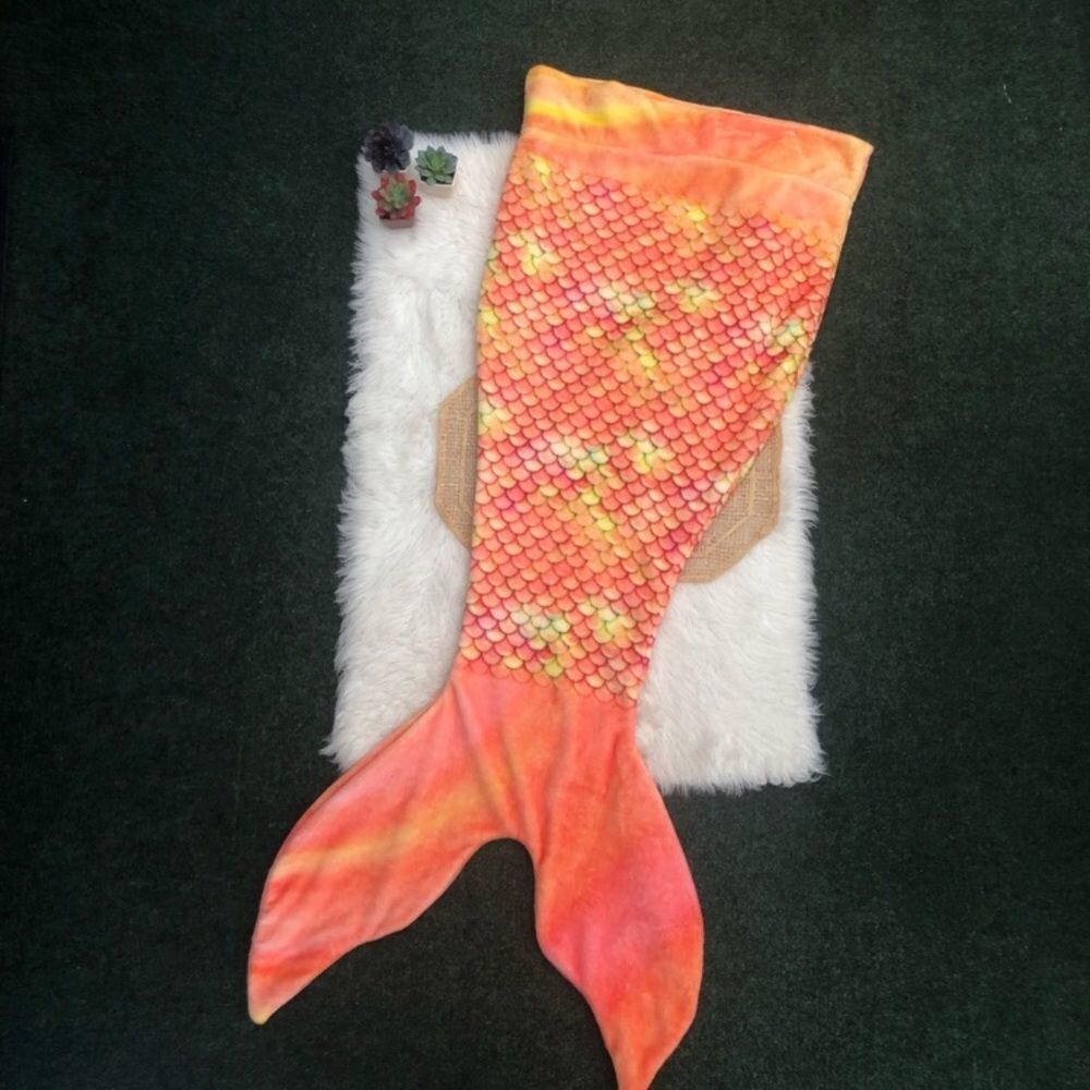 Comfy Tails Mermaid Tail Fleece Blanket Orange